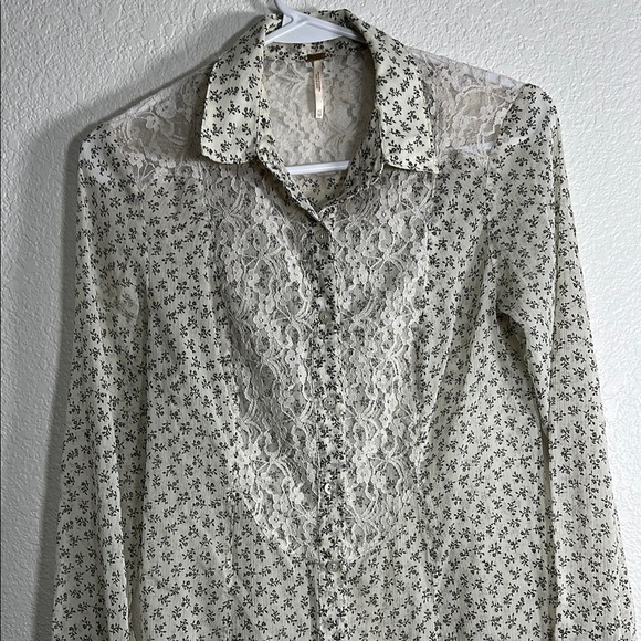 Free People Floral Lace Button-up Women's Top XS - Picture 4 of 6